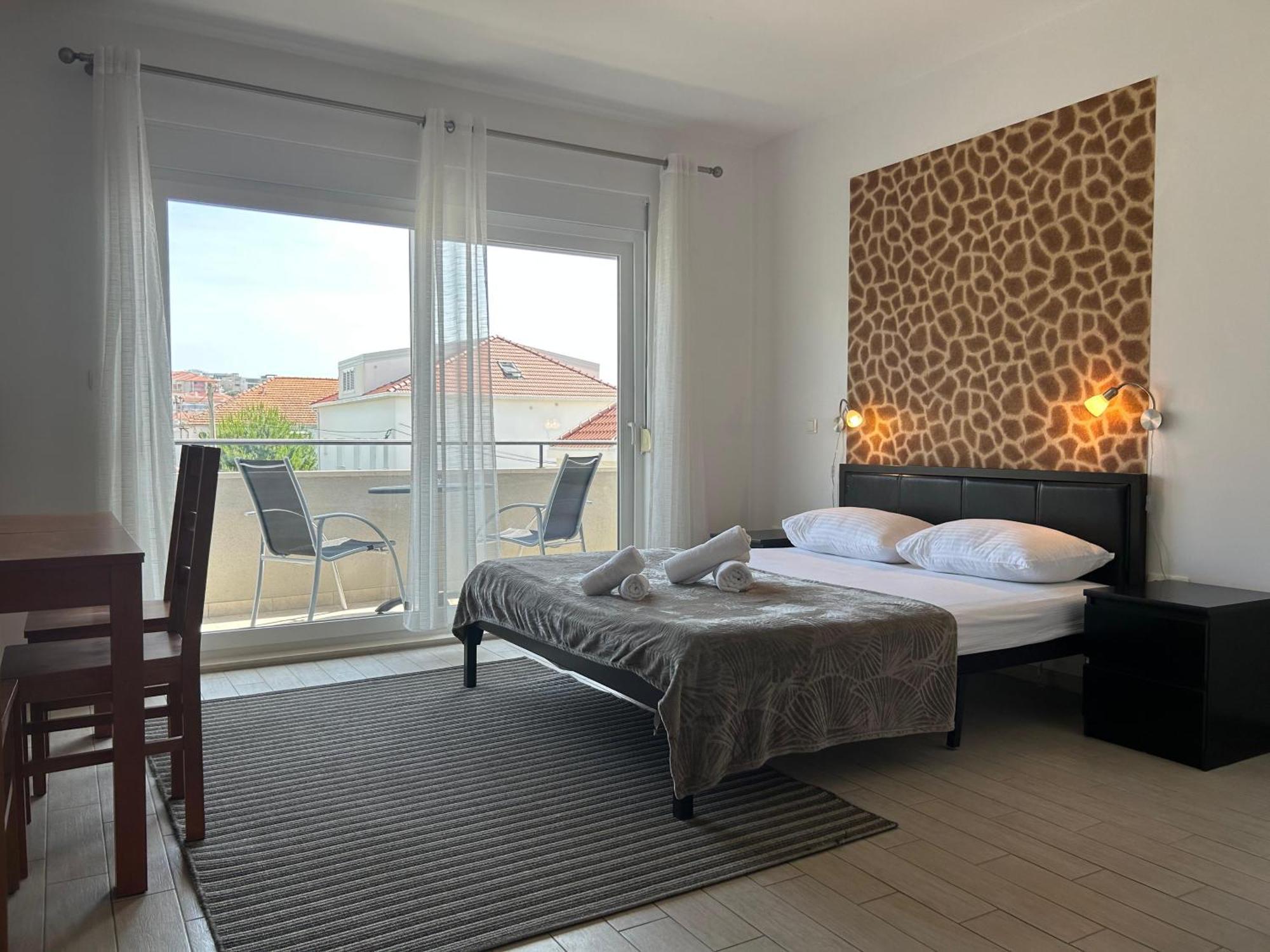 Affabilis Vip House - Top Location Right Next To The Beach - Free Parking - Sea View - Facilities And Activities Within Walking Distance - 15 Minutes From Split Airport - Buralux Appartement Trogir